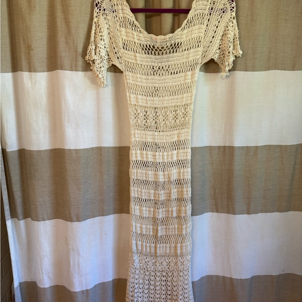 🤍 Forever 21 Cream Crochet Dress Size S- L 100% Viscose - Picture 2 of 8